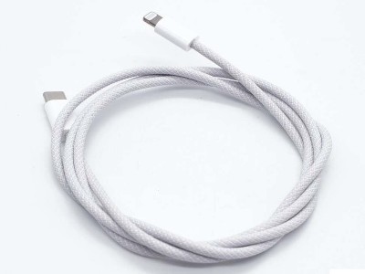 蘋(píng)果新數(shù)據(jù)線——Lighting編織線！